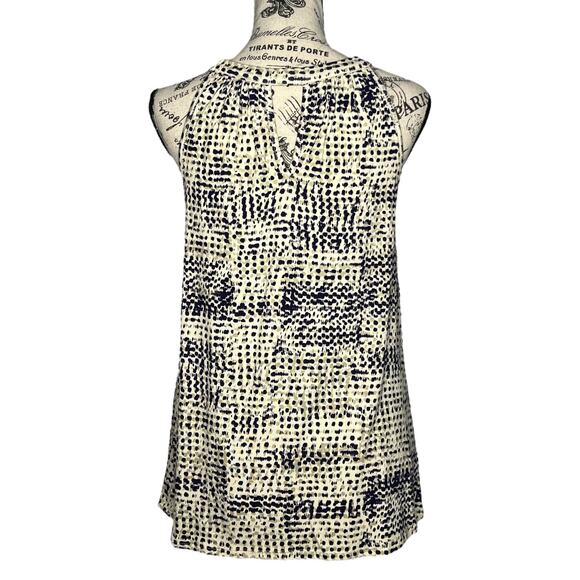 Loveappella SMALL Agather Printed Halter Knit Top - Stitch Fix Patterned Blouse - Picture 3 of 10